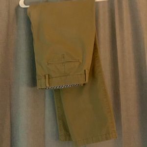 Mens Khaki Chino Banana Republic 32x30 w/ suspender loops color: Whiskey